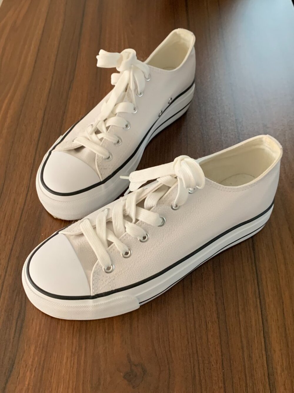 NWOB Faux Leather Converse Style Textured White Sneaker Shoes Casual 8 EU 39 - Picture 7 of 8